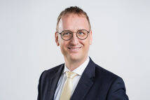 Dr. Marco Tieman, LBB International