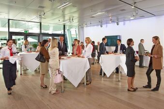 Flughafen Zürich, Besucherraum Dock B