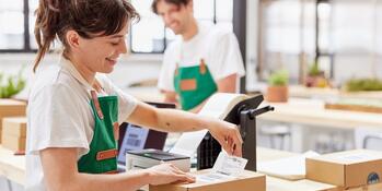 AEB und DHL Kleinpaket: Kleine Waren, optimal versendet