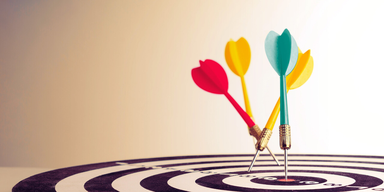 Zentral oder dezentral? Tipps für die optimale Zollstrategie