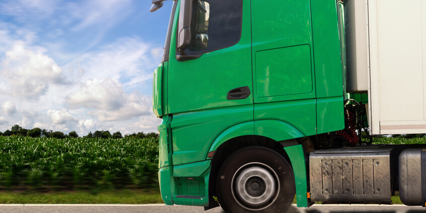 How to tackle carbon footprint reporting in logistics