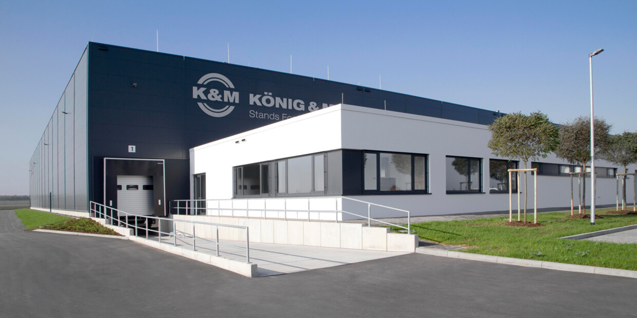 Koenig &amp; Meyer optimizes its warehouse processes with AEB